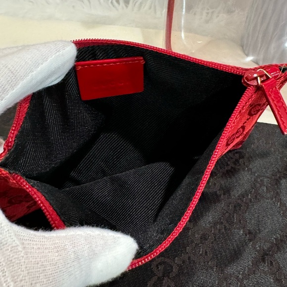 GUCCI Vinyl & Canvas Pouch Duo - Picture 7 of 17